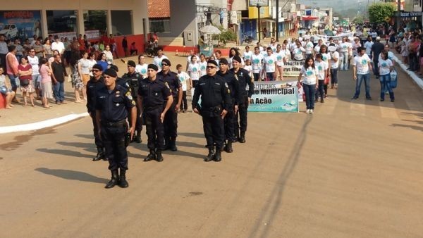 Prefeitura realiza Desfile Cívico de 7 de setembro em Mirante da Serra