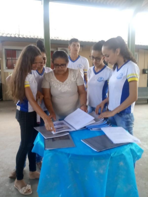 Alunos da Escola Migrantes realiza trabalhos sobre historia de Mirante da Serra