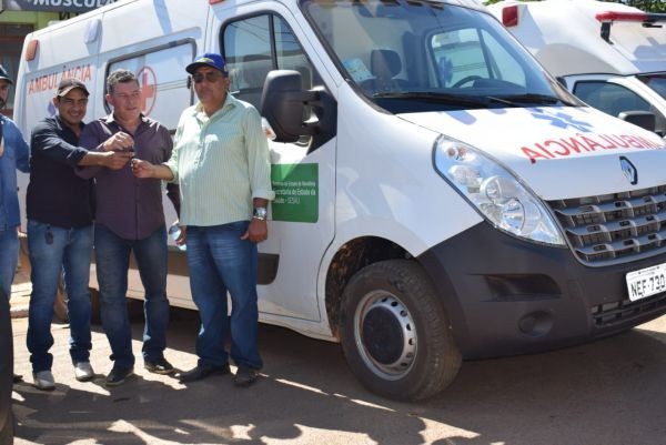 Mirante da Serra recebe ambulância semi UTI de emenda parlamentar do deputado Edson Martins